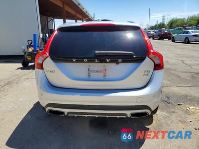 Zdjęcie 6 z 12 samochodu: 2016 VOLVO V60 CROSS COUNTRY PLATINUM VIN:YV4612HM6G1003397 - miniatura