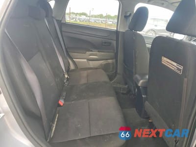 Zdjęcie 11 z 13 samochodu: 2012 MITSUBISHI OUTLANDER SPORT ES VIN:JA4AP3AUXCZ005090 - miniatura