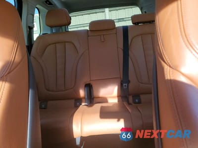Zdjęcie 10 z 13 samochodu: 2021 BMW X7 XDRIVE40I VIN:5UXCW2C02M9H35987 - miniatura