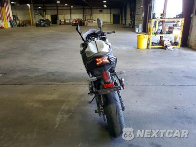 Czwarte zdjęcie samochodu z boku: 2026 KAWASAKI EX650 P VIN:ML5EXEP16TDAG8645 - miniatura