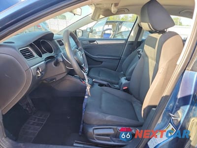 Zdjęcie 7 z 12 samochodu: 2016 VOLKSWAGEN JETTA SE VIN:3VWD67AJXGM345279 - miniatura