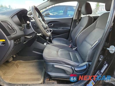 Zdjęcie 7 z 12 samochodu: 2015 KIA RIO LX VIN:KNADM4A32F6455800 - miniatura