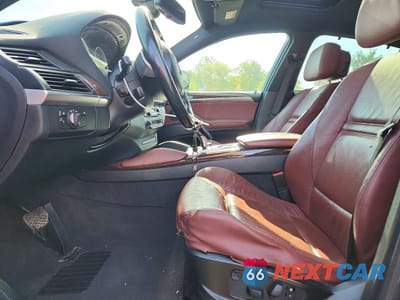 Zdjęcie 7 z 13 samochodu: 2011 BMW X6 XDRIVE50I VIN:5UXFG8C50BLZ95729 - miniatura