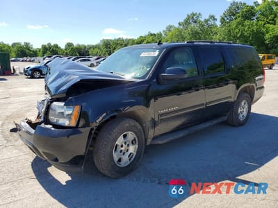 2014 CHEVROLET SUBURBAN K1500 LT 1GNSKJE77ER188735 - główne zdjęcie licytacji z USA - miniatura