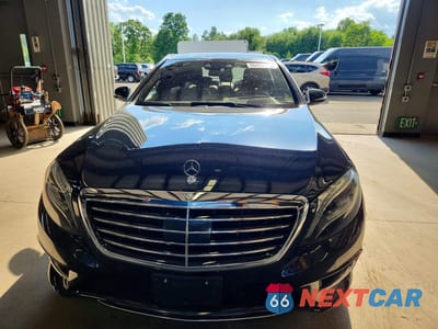 Piąte zdjęcie samochodu w środku: 2015 MERCEDES-BENZ S 550 4MATIC VIN:WDDUG8FB1FA088487 - miniatura