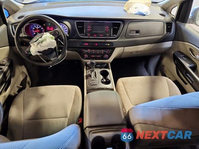 Zdjęcie 8 z 14 samochodu: 2016 KIA SEDONA LX VIN:KNDMB5C15G6162937 - miniatura