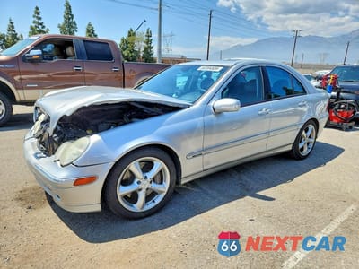 2004 MERCEDES-BENZ C 230K SPORT SEDAN WDBRF40JX4F549745 - główne zdjęcie licytacji z USA - miniatura