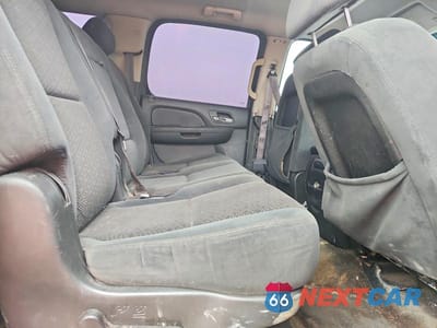 Zdjęcie 11 z 13 samochodu: 2007 CHEVROLET SUBURBAN C1500 VIN:3GNFC16J37G289041 - miniatura