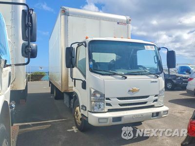 Czwarte zdjęcie samochodu z boku: 2020 CHEVROLET 5500HD BOX TRUCK VIN:JALEEW165L7900559 - miniatura