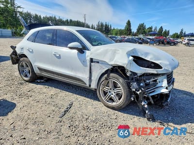 Czwarte zdjęcie samochodu z boku: 2019 PORSCHE MACAN S VIN:WP1AB2A50KLB30025 - miniatura