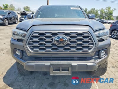 Piąte zdjęcie samochodu w środku: 2023 TOYOTA TACOMA TRD OFF-ROAD VIN:3TMCZ5AN5PM565992 - miniatura