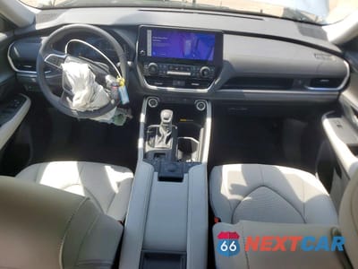 Zdjęcie 8 z 13 samochodu: 2025 TOYOTA GRAND HIGHLANDER HYBRID XLE VIN:5TDACAB56SS046085 - miniatura