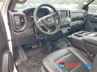 Zdjęcie 8 z 12 samochodu: 2019 CHEVROLET SILVERADO C1500 VIN:3GCNWAEH2KG252131 - miniatura