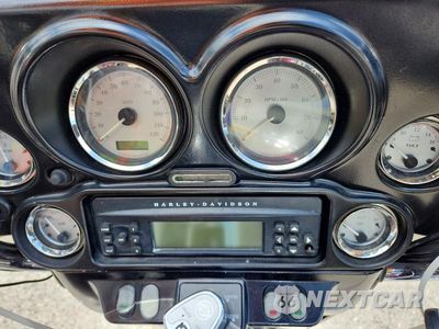Zdjęcie 7 z 9 samochodu: 2007 HARLEY-DAVIDSON FLHX VIN:1HD1KB4197Y670945 - miniatura