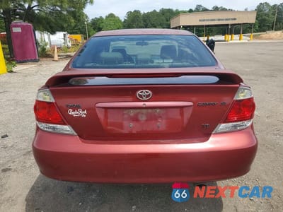 Zdjęcie 6 z 12 samochodu: 2005 TOYOTA CAMRY SE VIN:JTDBA32K250024975 - miniatura