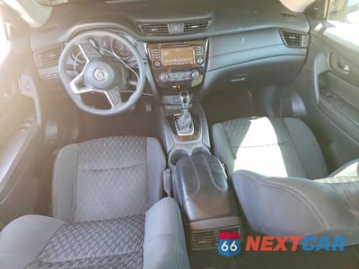 Zdjęcie 8 z 13 samochodu: 2020 NISSAN ROGUE S VIN:5N1AT2MV8LC811315 - miniatura