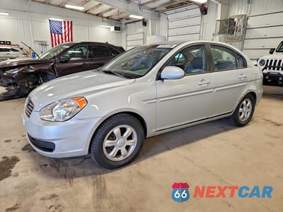 2006 HYUNDAI ACCENT GLS KMHCN46C76U024879 - główne zdjęcie licytacji z USA - miniatura