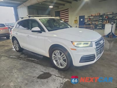 Czwarte zdjęcie samochodu z boku: 2018 AUDI Q5 PREMIUM PLUS VIN:WA1BNAFY1J2133296 - miniatura