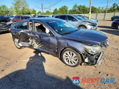 Czwarte zdjęcie samochodu z boku: 2017 ACURA ILX BASE WATCH PLUS VIN:19UDE2F35HA007128 - miniatura