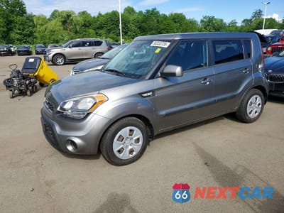 2013 KIA SOUL BASE KNDJT2A50D7504529 - główne zdjęcie licytacji z USA - miniatura