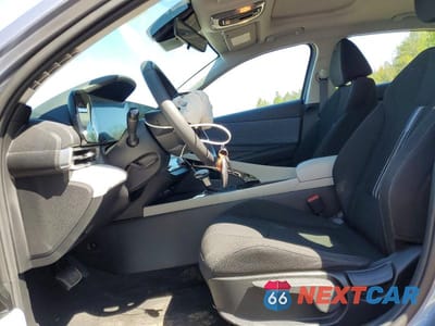 Zdjęcie 7 z 13 samochodu: 2026 HYUNDAI ELANTRA LIMITED VIN:KMHLN4DJ6TU195751 - miniatura
