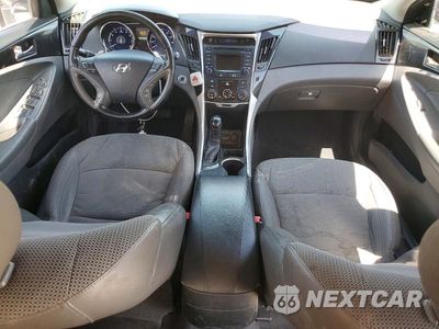 Zdjęcie 15 z 24 samochodu: 2014 HYUNDAI SONATA SE VIN:5NPEC4AC5EH927826 - miniatura