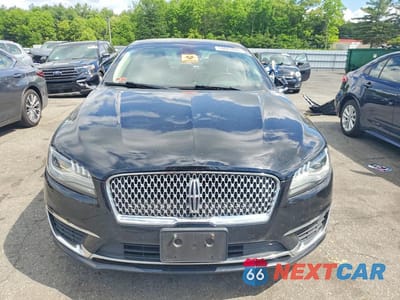 Piąte zdjęcie samochodu w środku: 2018 LINCOLN MKZ HYBRID SELECT VIN:3LN6L5LU7JR609984 - miniatura