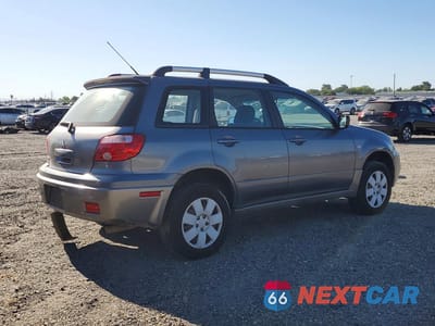 Trzecie zdjęcie samochodu z tyłu: 2005 MITSUBISHI OUTLANDER LS VIN:JA4LZ31F75U043946 - miniatura