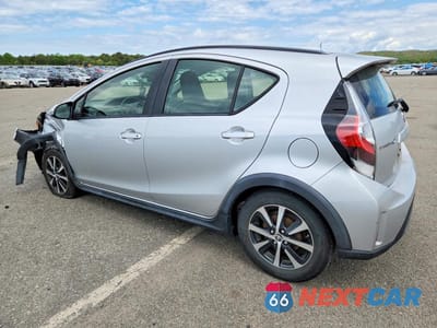 Drugie zdjęcie samochodu z przodu: 2018 TOYOTA PRIUS C ONE VIN:JTDKDTB35J1610431 - miniatura