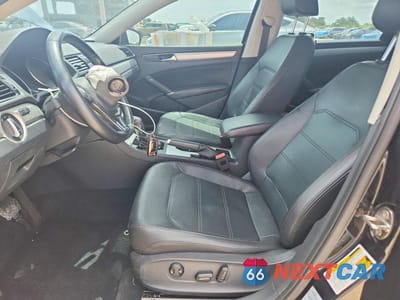 Zdjęcie 7 z 13 samochodu: 2019 VOLKSWAGEN PASSAT WOLFSBURG VIN:1VWLA7A3XKC010528 - miniatura