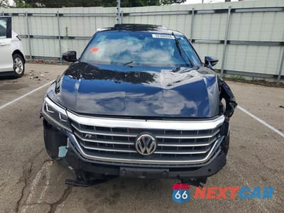 Piąte zdjęcie samochodu w środku: 2022 VOLKSWAGEN PASSAT R-LINE VIN:1VWMA7A36NC006064 - miniatura
