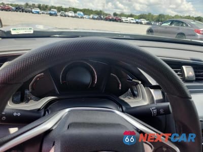 Zdjęcie 9 z 13 samochodu: 2018 HONDA CIVIC LX VIN:2HGFC2F59JH584381 - miniatura