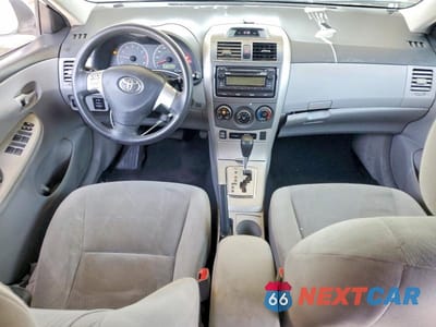 Zdjęcie 8 z 13 samochodu: 2012 TOYOTA COROLLA L VIN:5YFBU4EE5CP036415 - miniatura