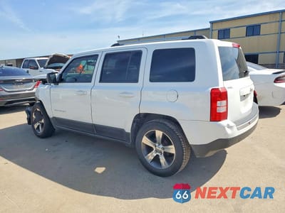Drugie zdjęcie samochodu z przodu: 2017 JEEP PATRIOT LATITUDE VIN:1C4NJPFA6HD132860 - miniatura