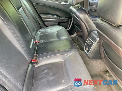 Zdjęcie 6 z 11 samochodu: 2012 CHRYSLER 300C VIN:2C3CCAET1CH283820 - miniatura