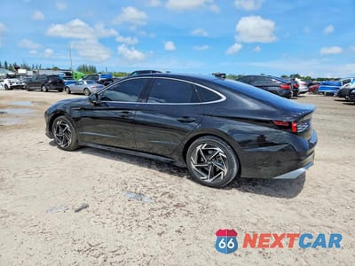 Drugie zdjęcie samochodu z przodu: 2024 HYUNDAI SONATA SEL VIN:KMHL14JA0RA351809 - miniatura