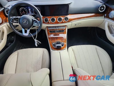 Zdjęcie 8 z 12 samochodu: 2020 MERCEDES-BENZ E 350 4MATIC VIN:WDDZF8EB1LA742622 - miniatura