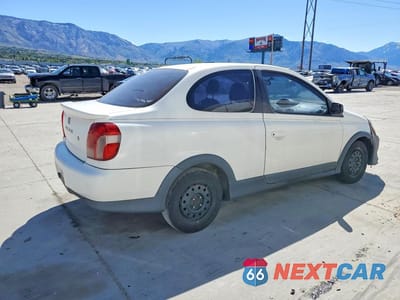 Trzecie zdjęcie samochodu z tyłu: 2002 TOYOTA ECHO BASE VIN:JTDAT123920208437 - miniatura