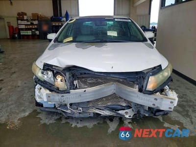 Piąte zdjęcie samochodu w środku: 2015 HONDA CIVIC VIN:2HGFB2F72FH548463 - miniatura