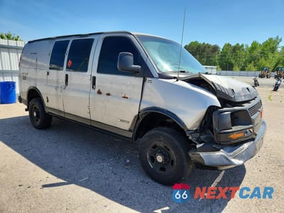 Czwarte zdjęcie samochodu z boku: 2005 CHEV EXPRESS G2500 VIN:1GCGG25U951248878 - miniatura