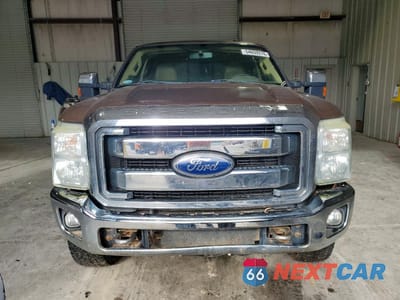 Piąte zdjęcie samochodu w środku: 2011 FORD F250 SUPER DUTY VIN:1FT7X2BT2BEC39729 - miniatura