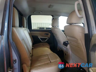 Zdjęcie 10 z 12 samochodu: 2016 NISSAN TITAN XD SL VIN:1N6BA1F48GN503341 - miniatura
