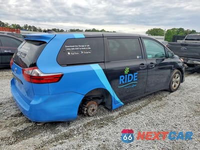 Trzecie zdjęcie samochodu z tyłu: 2020 TOYOTA SIENNA L VIN:5TDZZ3DC6LS087231 - miniatura