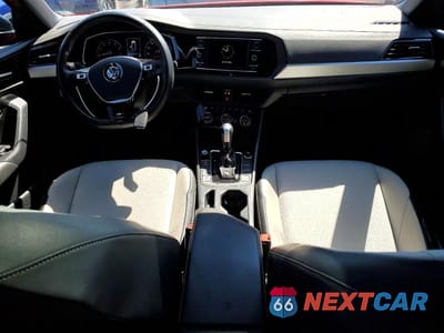 Zdjęcie 8 z 12 samochodu: 2021 VOLKSWAGEN JETTA S VIN:3VWC57BU2MM094664 - miniatura