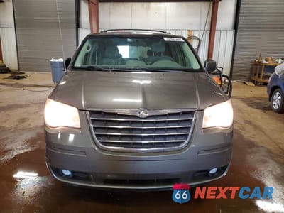 Piąte zdjęcie samochodu w środku: 2010 CHRYSLER TOWN & COUNTRY TOURING VIN:2A4RR5D17AR454535 - miniatura