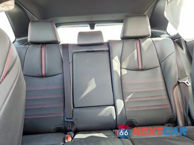 Zdjęcie 10 z 13 samochodu: 2025 TOYOTA RAV4 XSE VIN:JTMFB3FV5SD277280 - miniatura