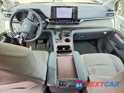 Zdjęcie 8 z 13 samochodu: 2022 TOYOTA SIENNA LE VIN:5TDKSKFC1NS055321 - miniatura