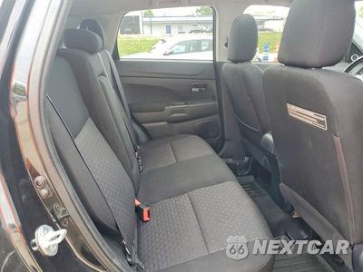 Zdjęcie 10 z 12 samochodu: 2012 MITSUBISHI OUTLANDER SPORT SE VIN:JA4AR4AU1CZ004068 - miniatura
