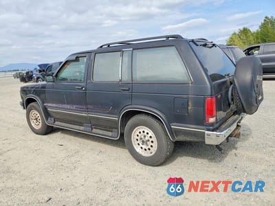 Drugie zdjęcie samochodu z przodu: 1993 CHEVROLET BLAZER S10 VIN:1GNDT13W4P2134658 - miniatura