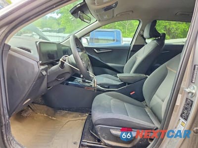 Zdjęcie 7 z 13 samochodu: 2023 KIA NIRO LX VIN:KNDCP3LE6P5087983 - miniatura